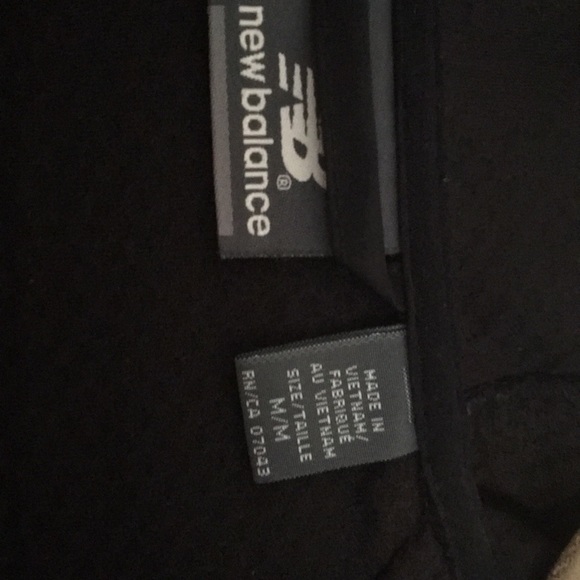 New balance jacket - Picture 3 of 3